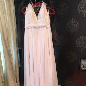 Beautiful white dress/gown